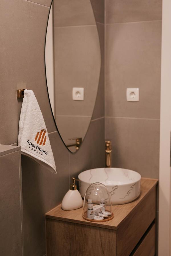 Luxury Jacuzzi Apartment Mostar Bagian luar foto