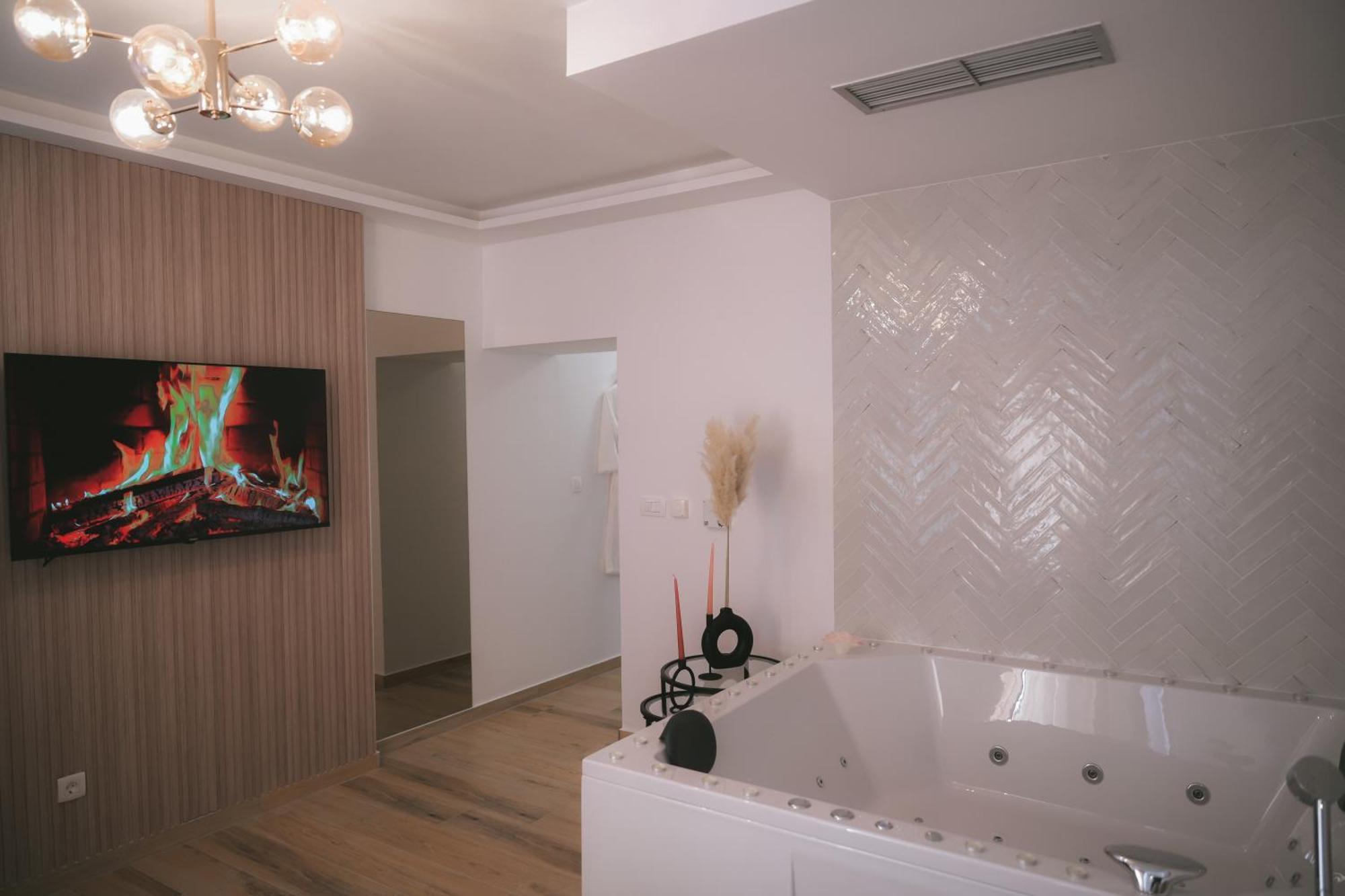 Luxury Jacuzzi Apartment Mostar Bagian luar foto